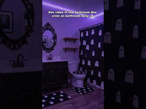 Spooky Chic Ghost Bathroom Decor for Halloween Season